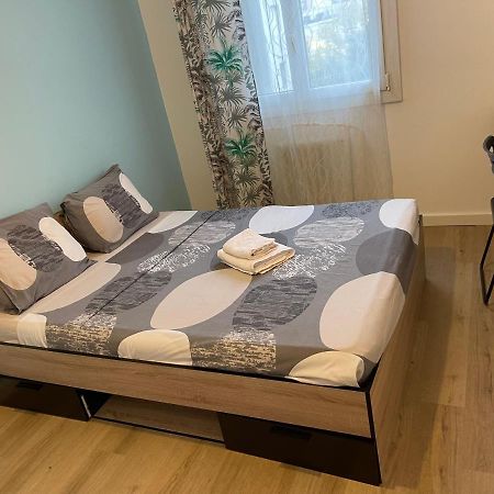 Charmante Chambre Монпелие Екстериор снимка